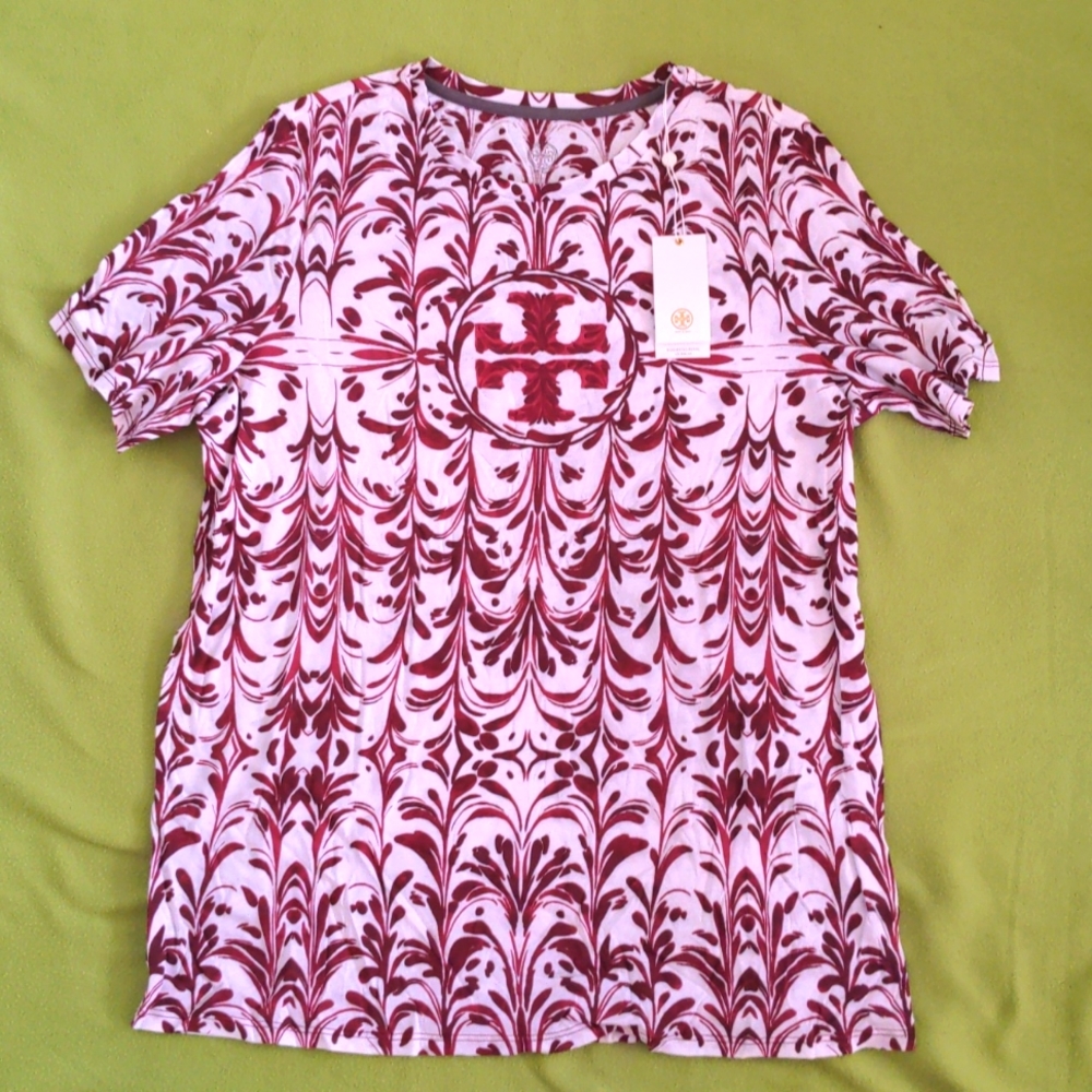 TORY BURCH NWT Tshirt size L